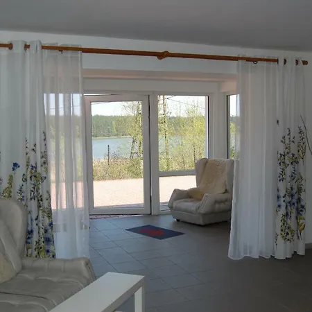 Jeziorna Bryza Vakantiehuis *